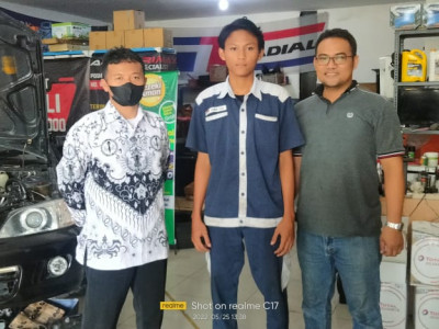Monitoring Siswa PKL, Konsentrasi Keahlian Ototronik