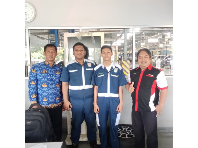 Monitoring Siswa PKL, Konsentrasi Keahlian Ototronik