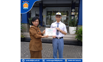 JUARA 1 LOMBA GAME DEVELOPMENT 