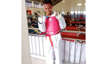 Juara 1 dalam Kategori Lomba Taekwondo Tingkat Nasional Kategori Kyurogi Putra
